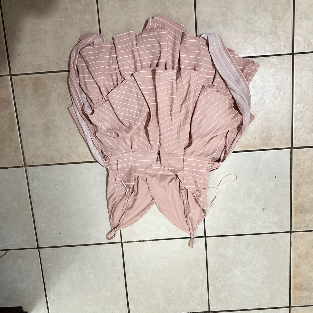 Pink romper - Picture 2 of 3